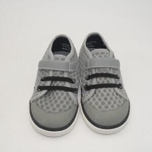 See Kai Run brand new sneakers!